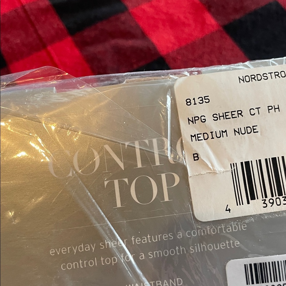 🌸NIP Nordstrom Control Top Hosiery - size Womens B - Picture 3 of 6